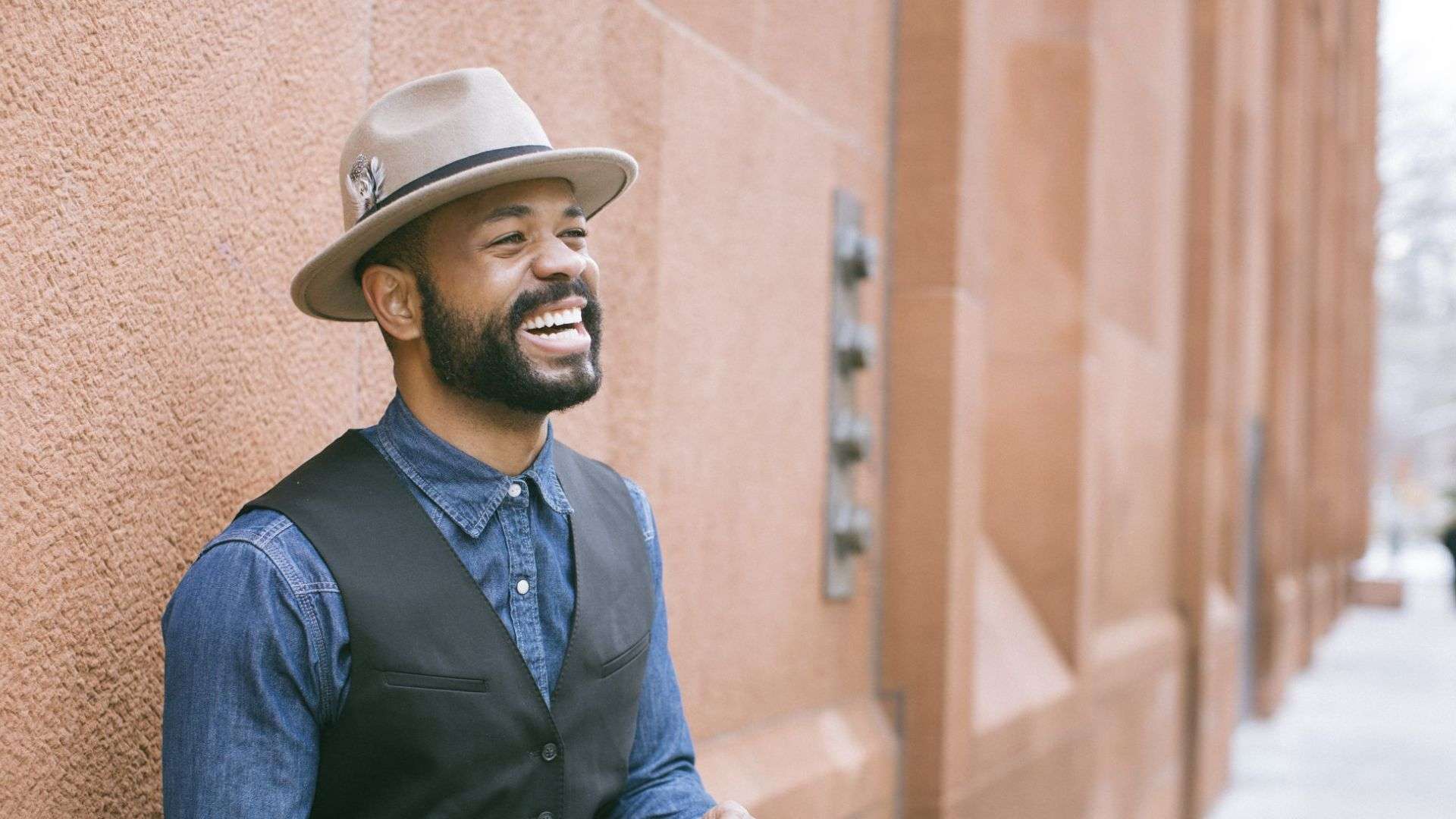 How to Combat The Beard Itch - Finally All Natural