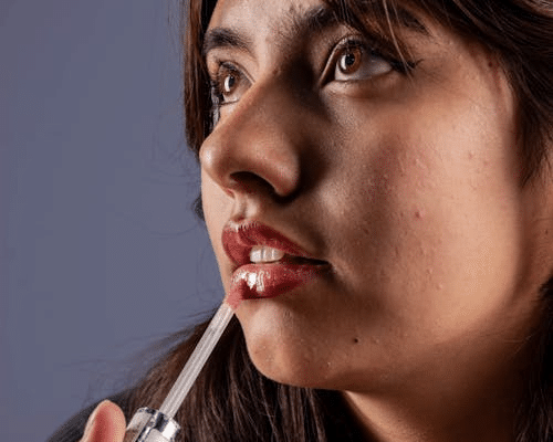 How to Incorporate Natural Lip Oils into Your Daily Routine - Finally All Natural