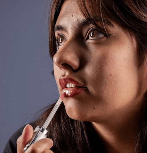 How to Incorporate Natural Lip Oils into Your Daily Routine - Finally All Natural