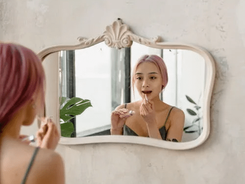 Benefits of Using Natural Lip Oils